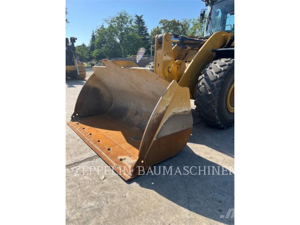 CAT 950-14A Iekrāvēji uz riteņiem