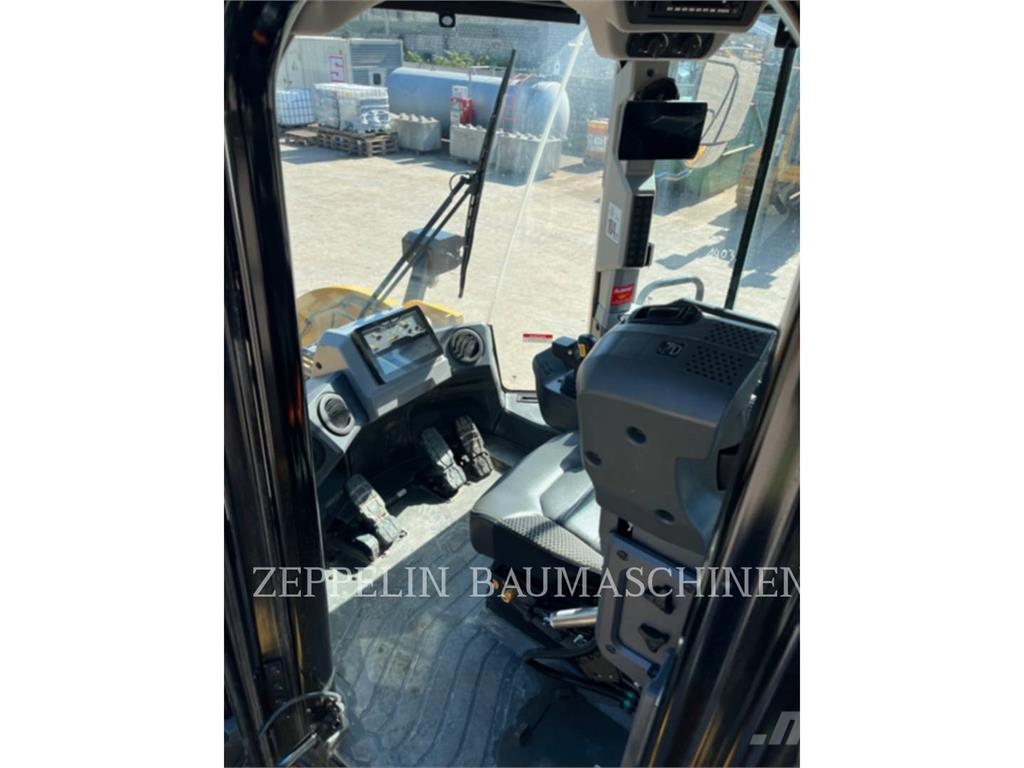 CAT 950-14A Iekrāvēji uz riteņiem