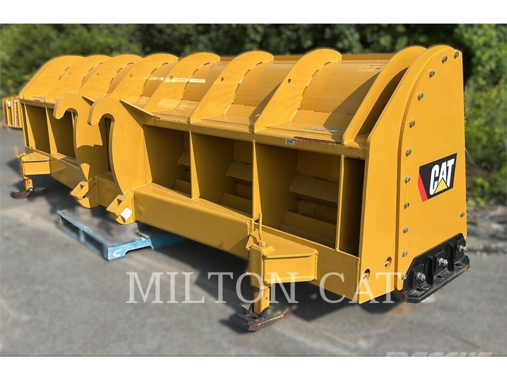 CAT 950/962 15 SNOW PUSHER, FUSION, STEEL EDGE قاذفات الجليد