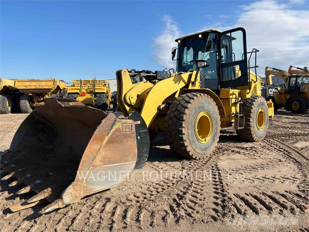 CAT 950GC Pale gommate