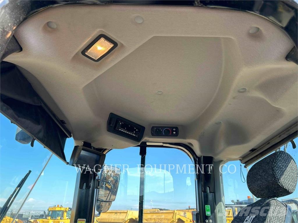 CAT 950GC Pale gommate