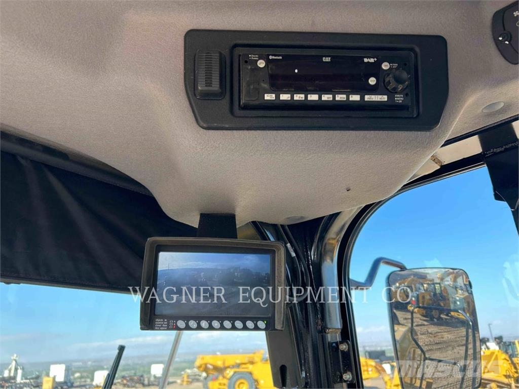 CAT 950GC Pale gommate