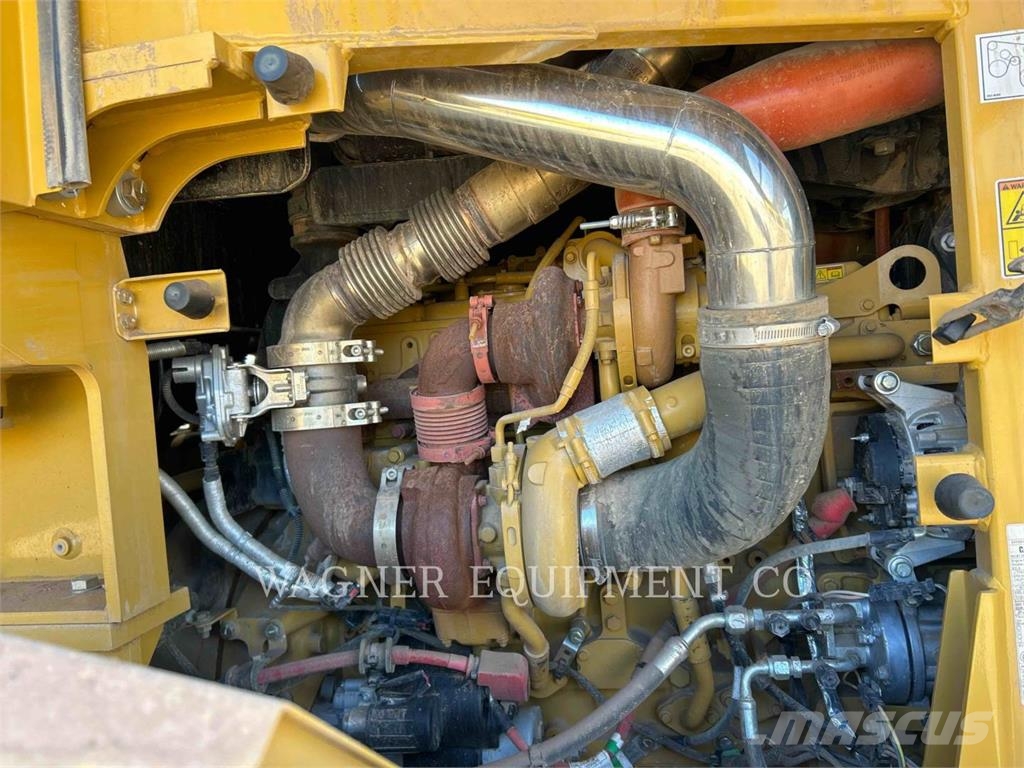 CAT 950GC Pale gommate