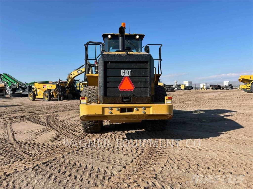 CAT 950GC Pale gommate