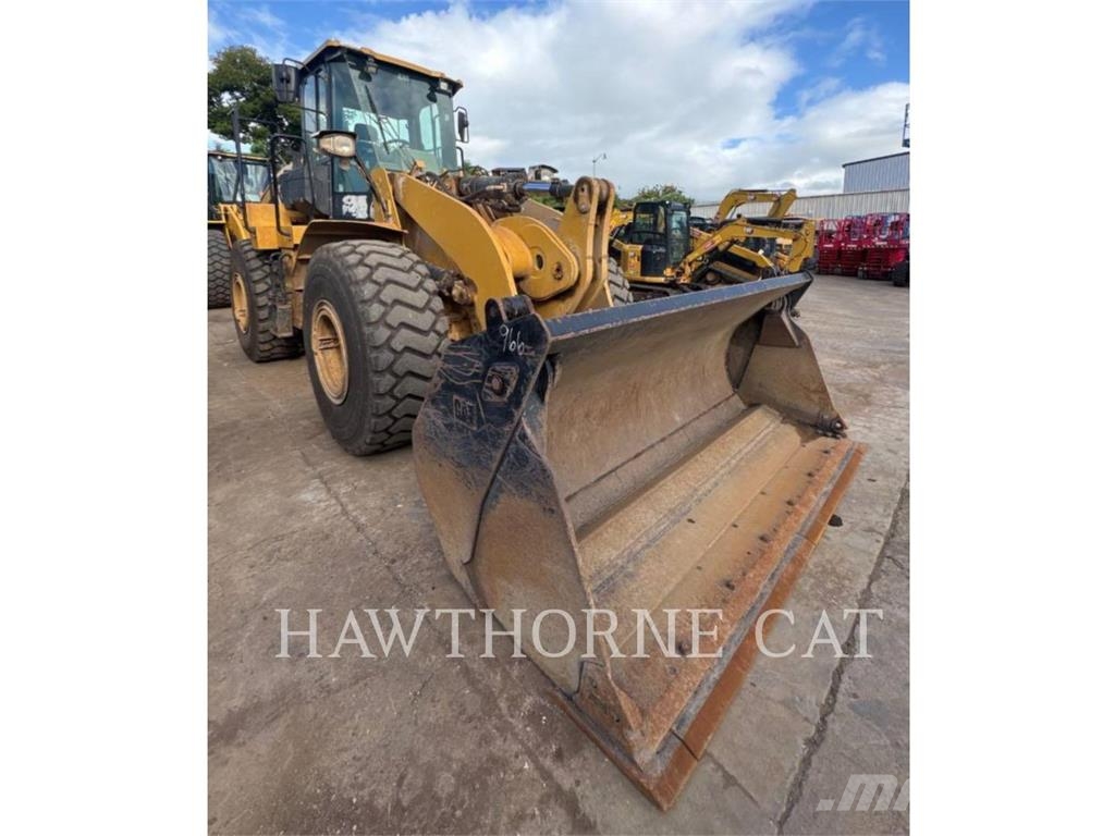 CAT 950GC Pale gommate