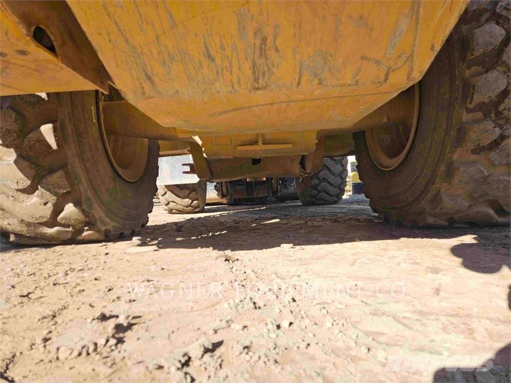 CAT 950M Rataslaadurid