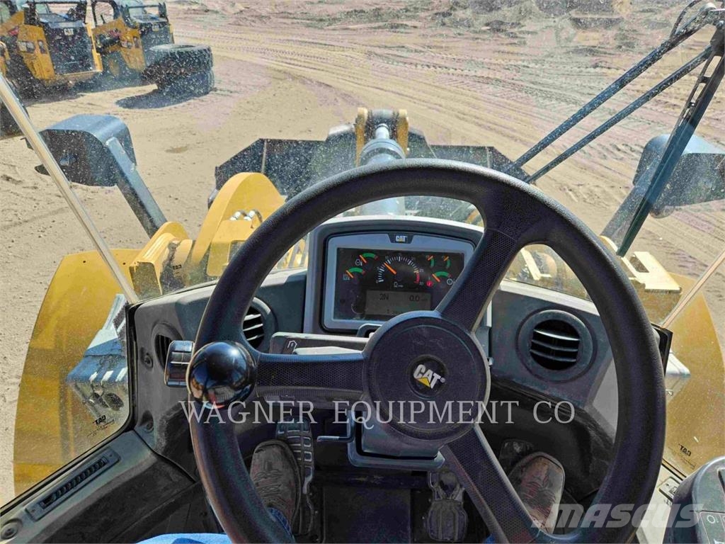 CAT 950M Rataslaadurid