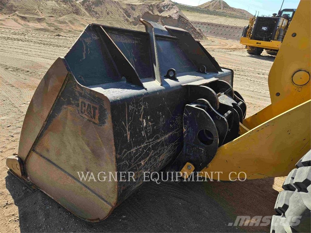 CAT 950M Rataslaadurid