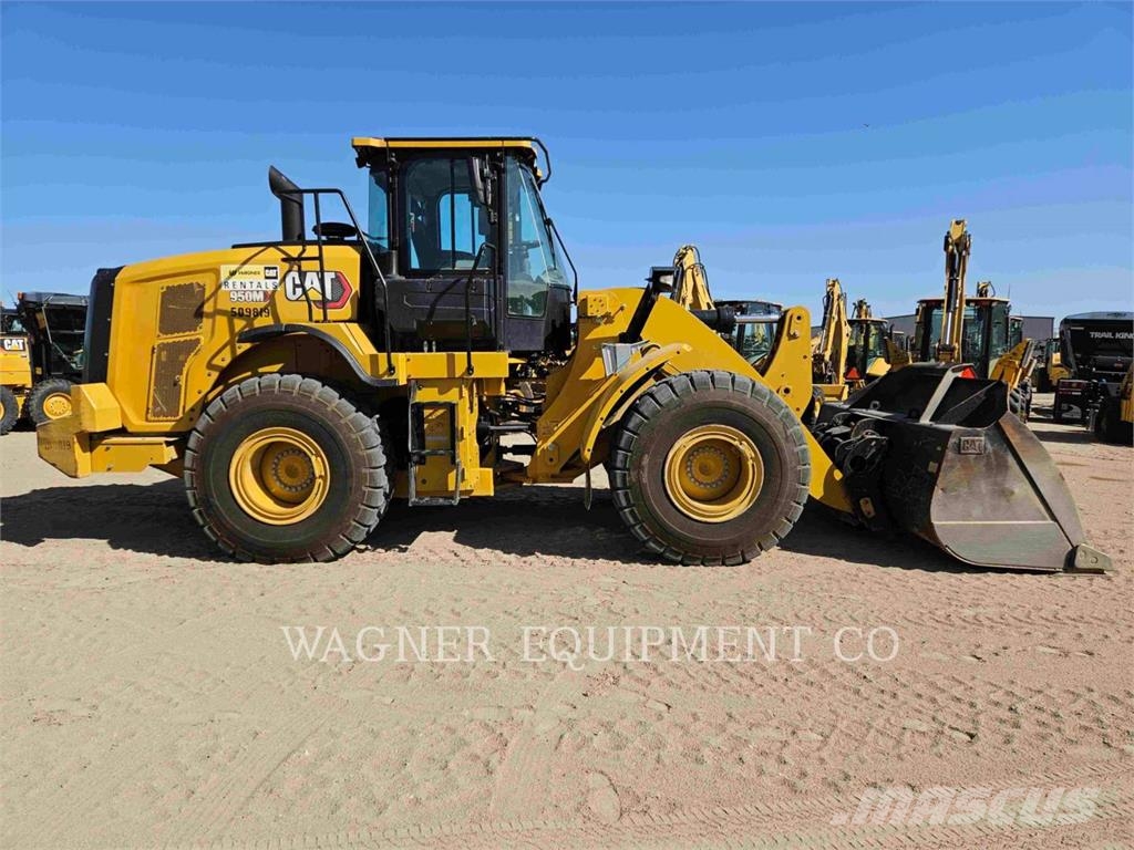 CAT 950M Rataslaadurid