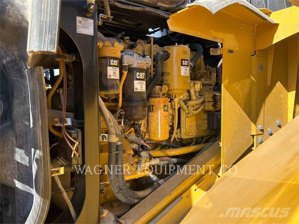CAT 950M Kolesové nakladače