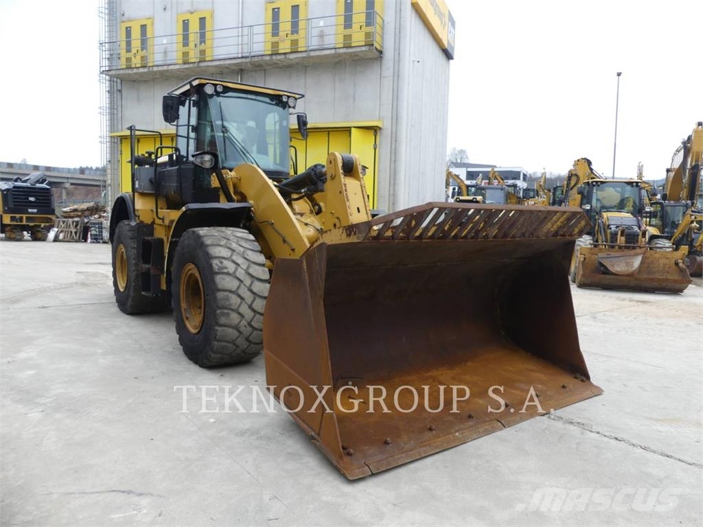 CAT 950M Incarcator pe pneuri