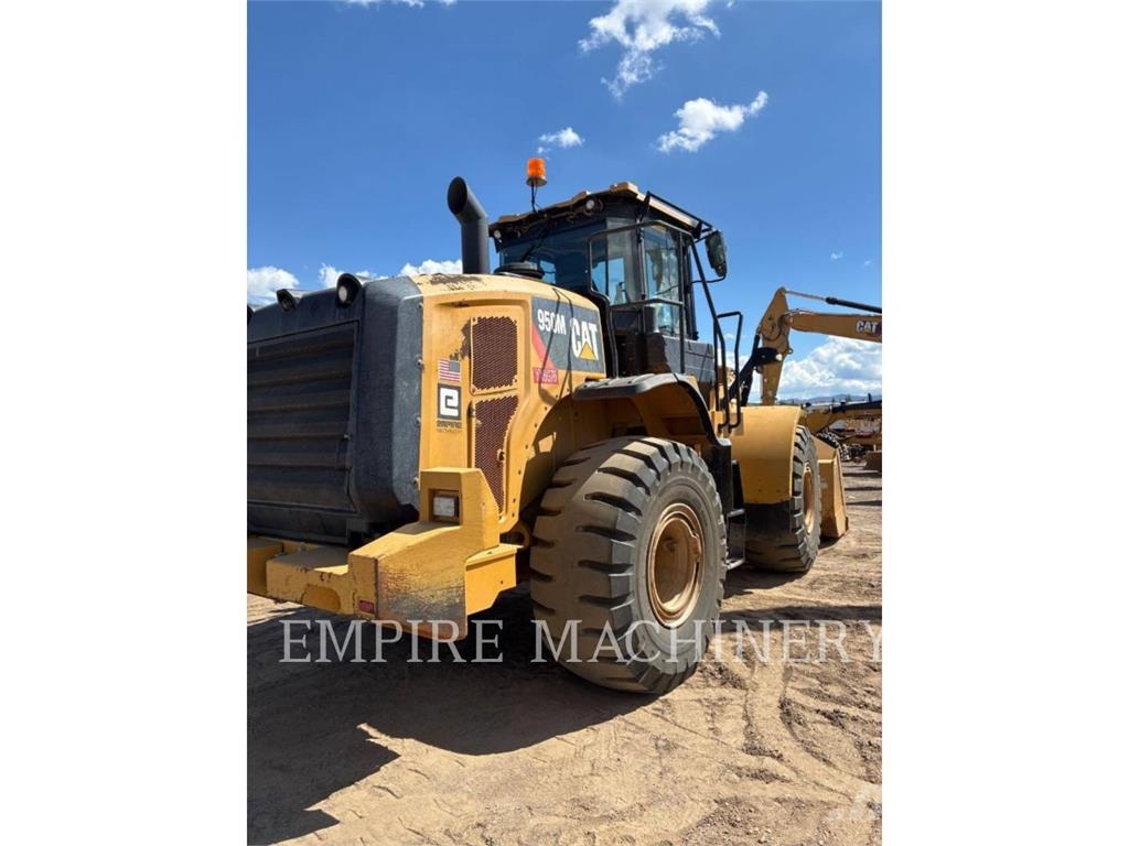 CAT 950M Cargadoras sobre ruedas