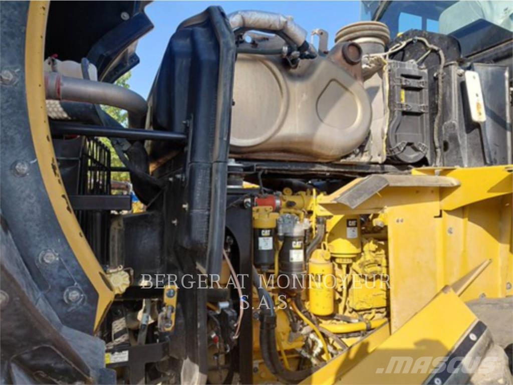 CAT 950M Ładowarki kołowe