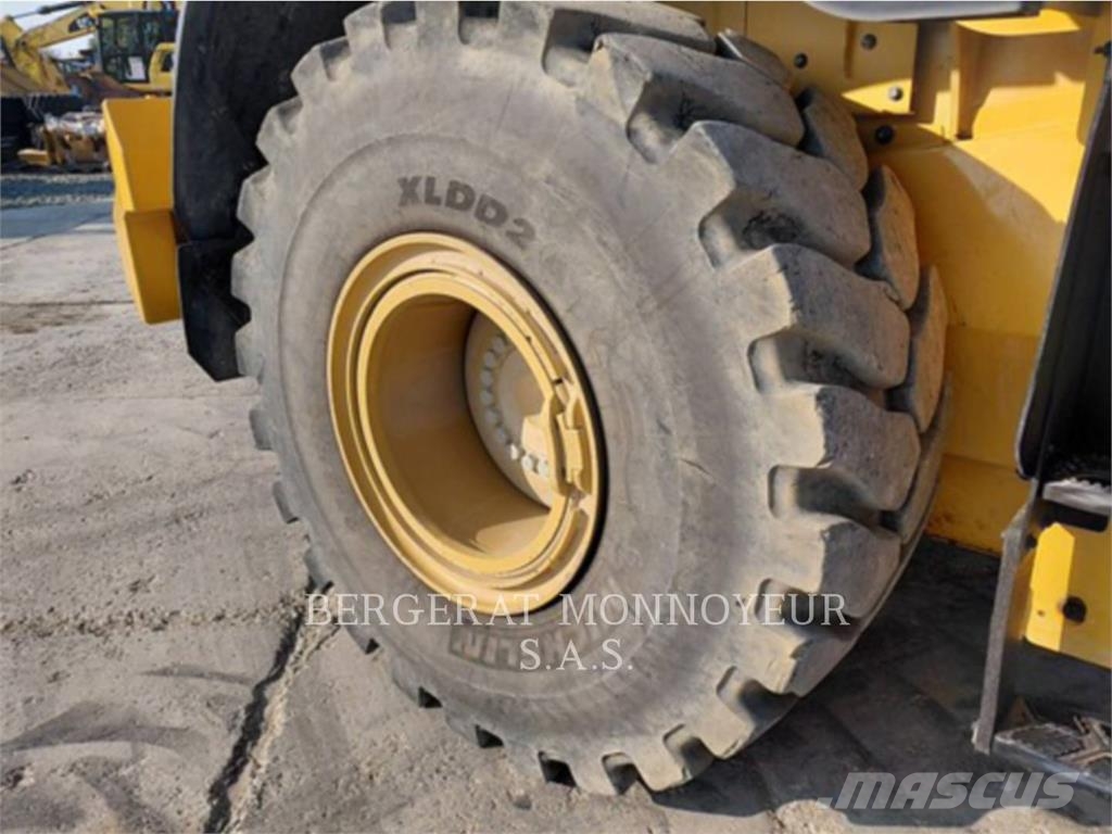 CAT 950M Ładowarki kołowe