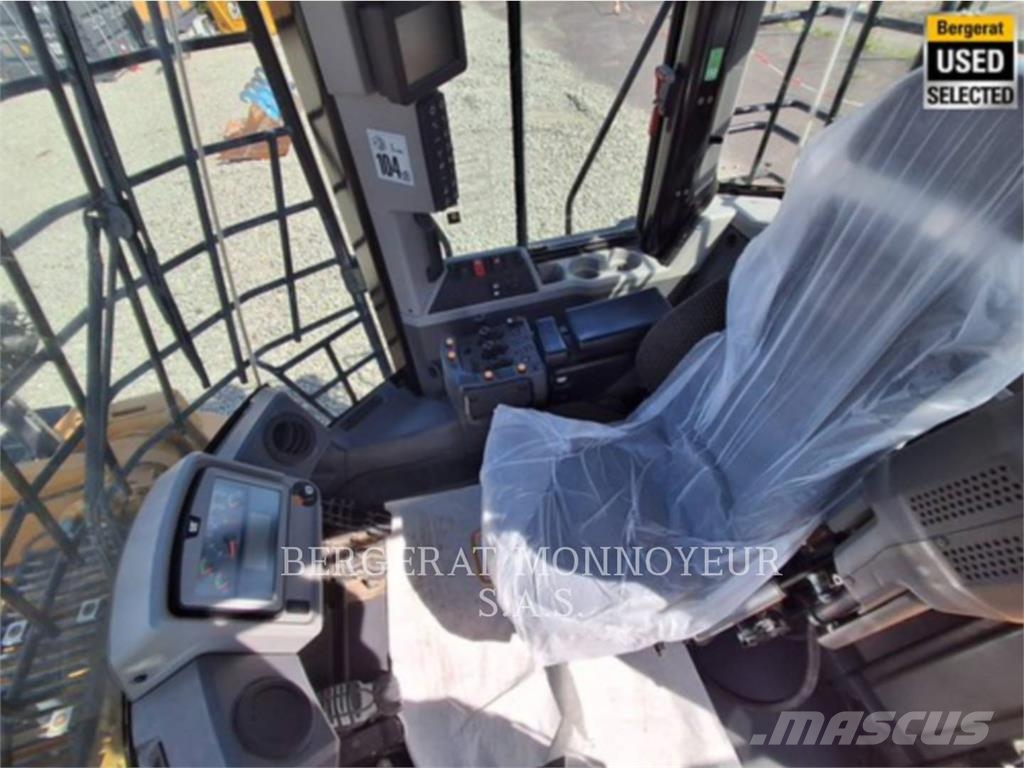 CAT 950M Ładowarki kołowe