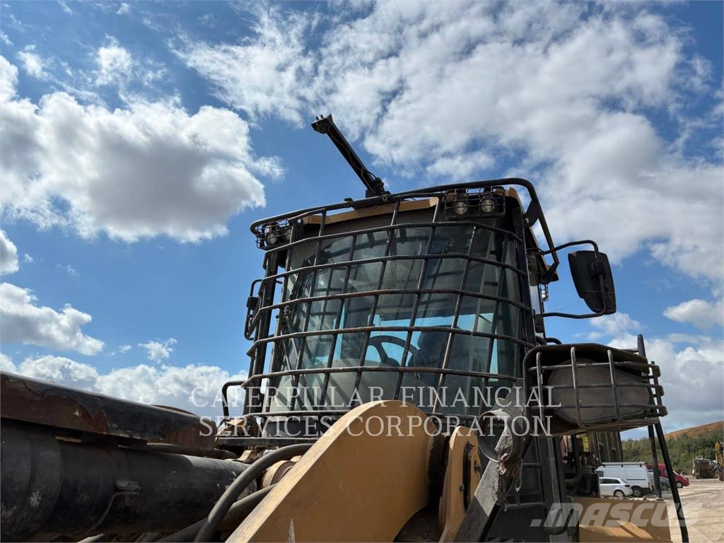 CAT 950M Wheel loaders