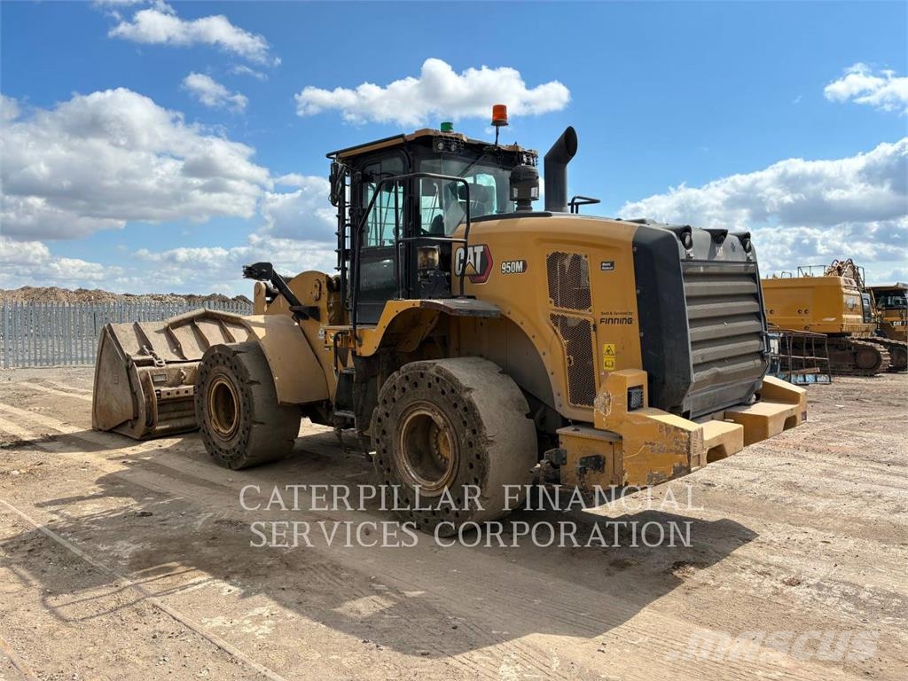CAT 950M Wheel loaders