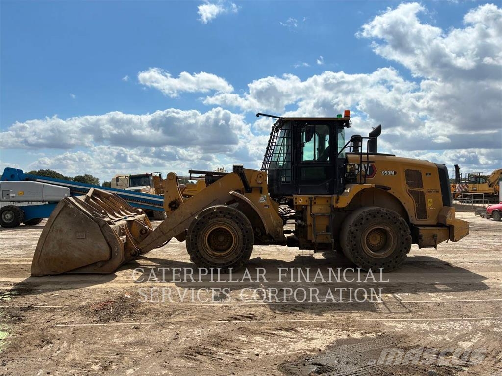 CAT 950M Wheel loaders