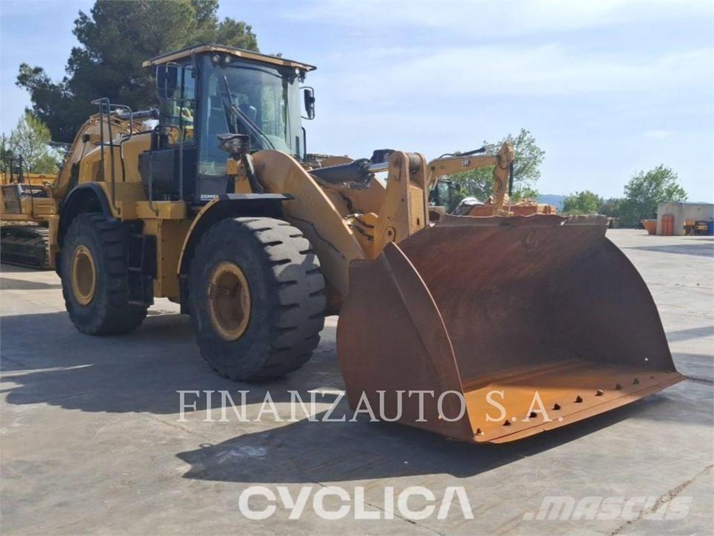 CAT 950M Pyöräkuormaajat