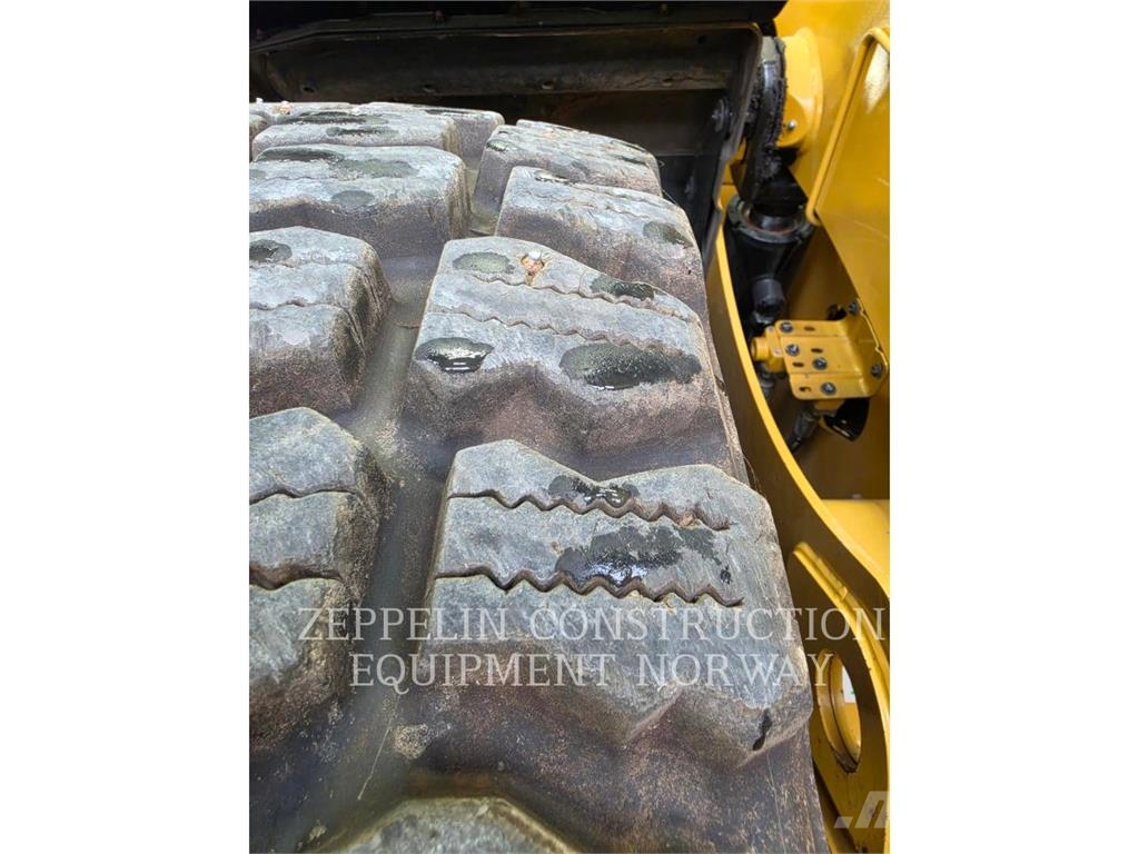 CAT 950M Pyöräkuormaajat