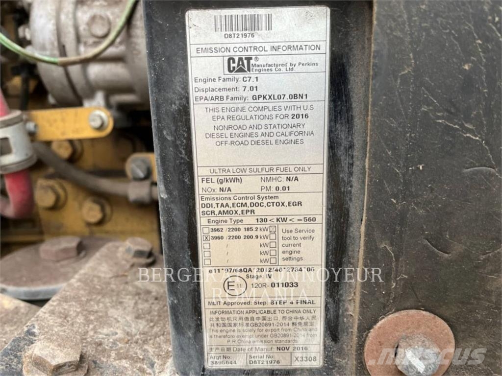 CAT 950M Kolové nakladače