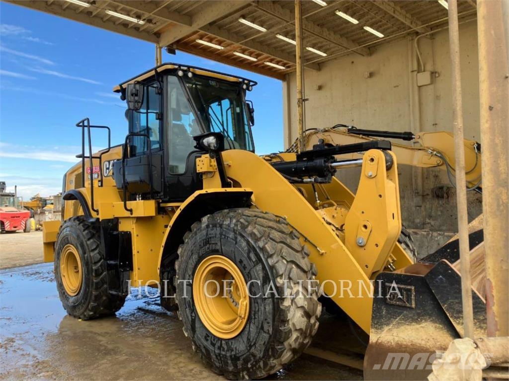 CAT 950M Gumikerekes homlokrakodók