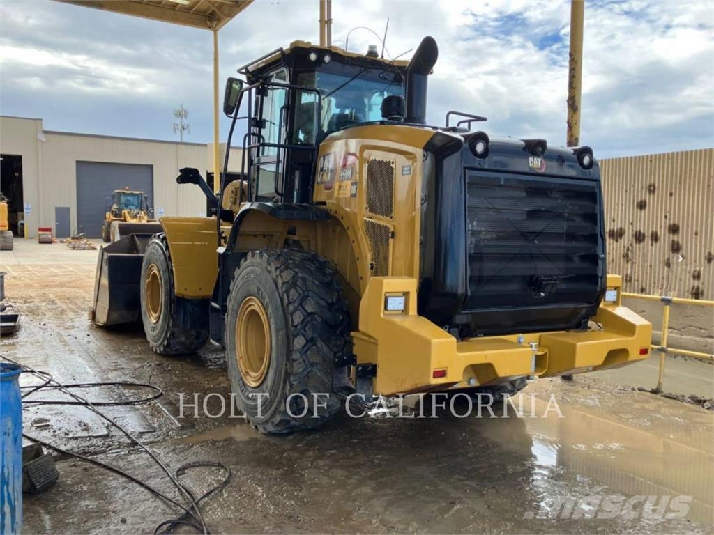 CAT 950M Gumikerekes homlokrakodók