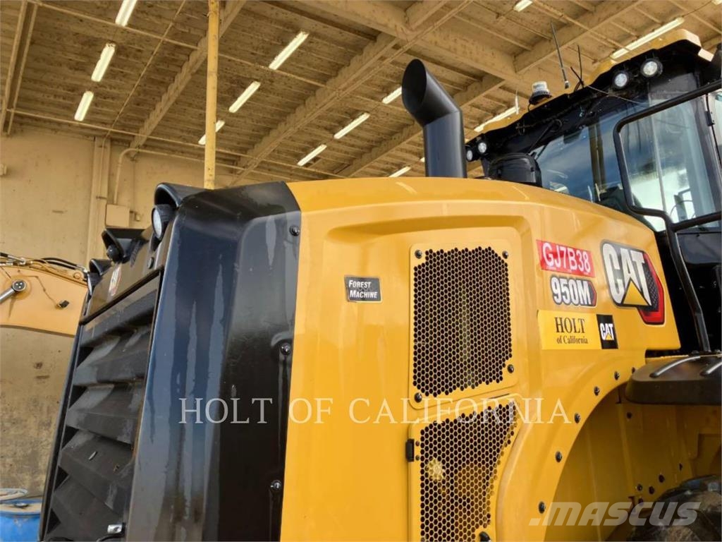 CAT 950M Gumikerekes homlokrakodók