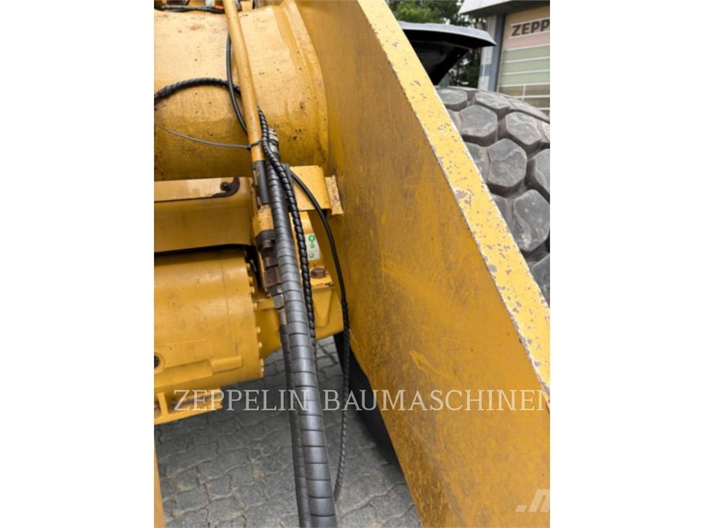CAT 950M Wheel loaders