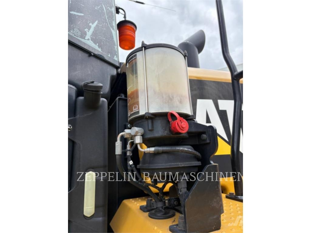 CAT 950M Wheel loaders