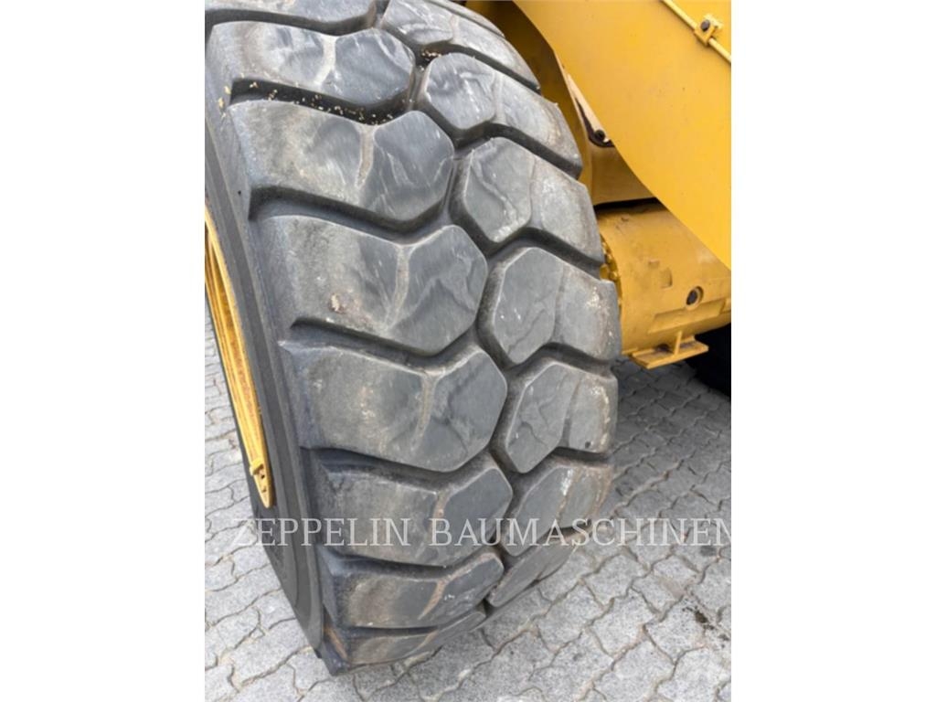CAT 950M Wheel loaders