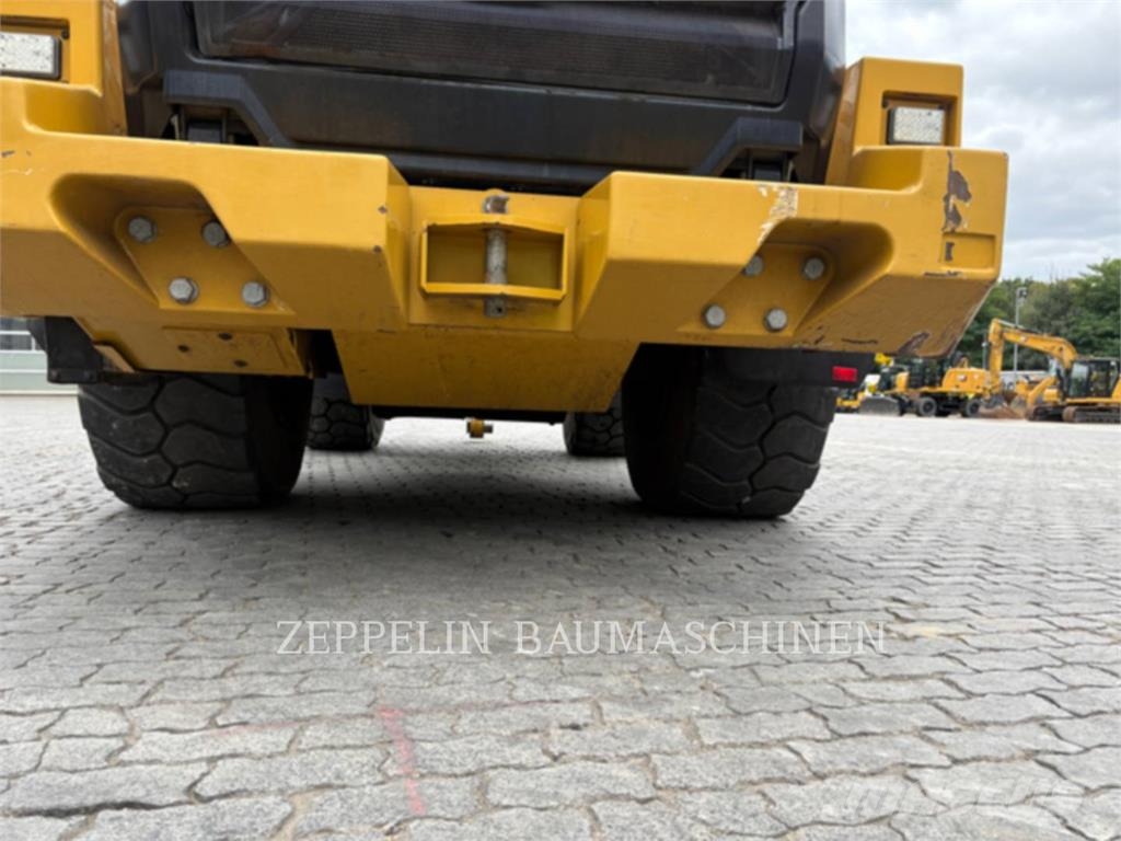 CAT 950M Wheel loaders