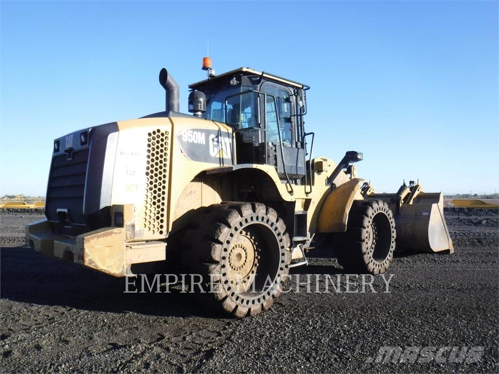 CAT 950M Wheel loaders