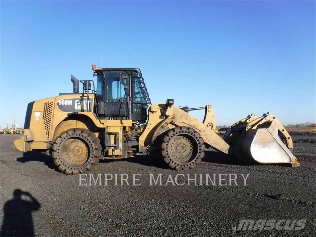 CAT 950M Wheel loaders