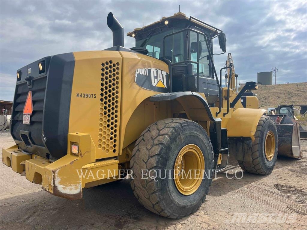 CAT 950M Kolesni nakladalci
