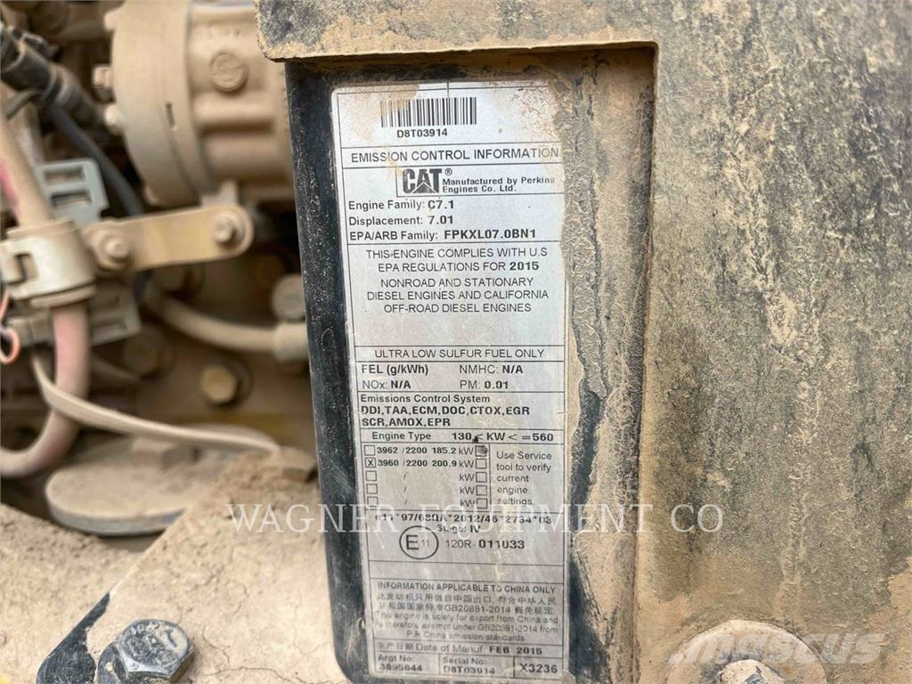 CAT 950M Kolesni nakladalci