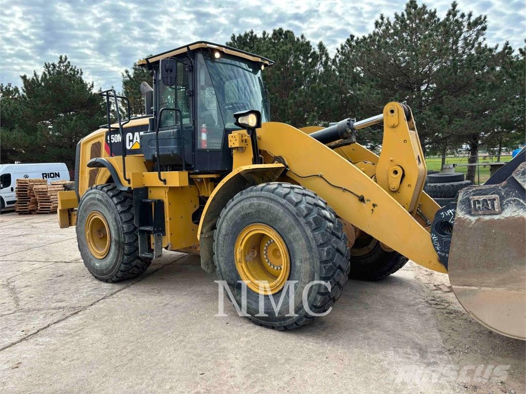 CAT 950M Pale gommate