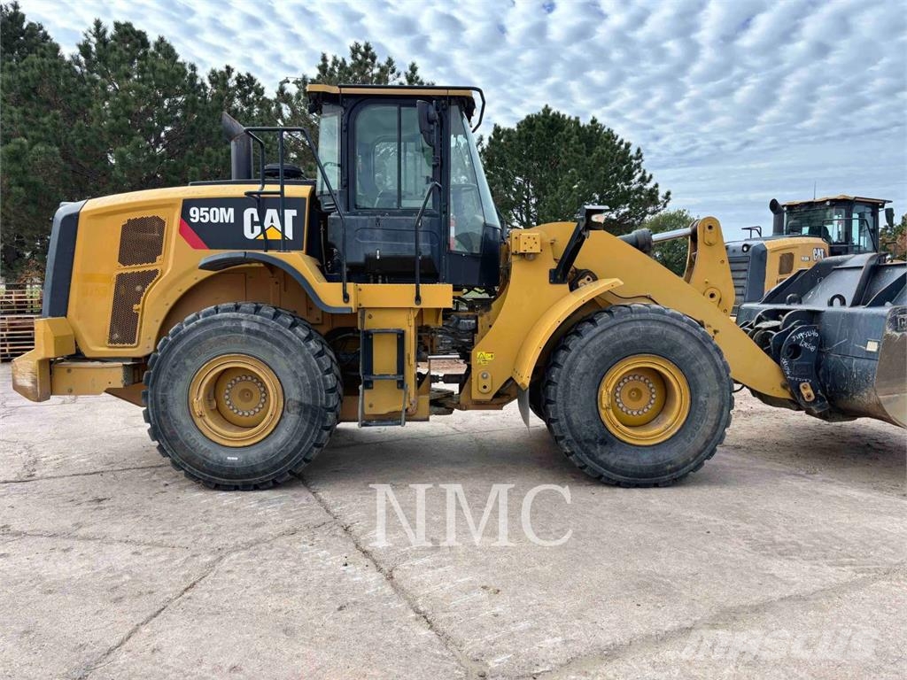 CAT 950M Pale gommate