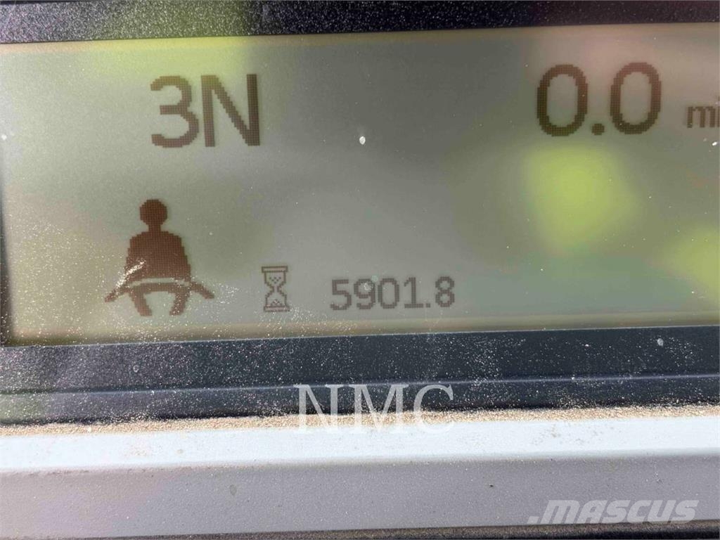 CAT 950M Pale gommate