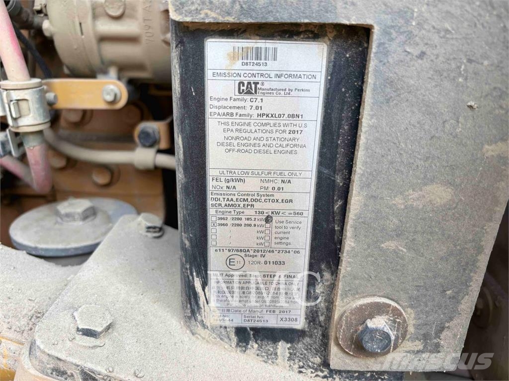 CAT 950M Pale gommate