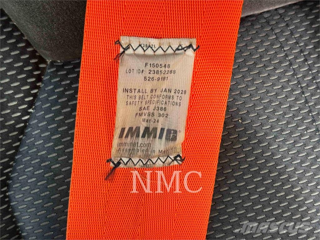 CAT 950M Kolesni nakladalci
