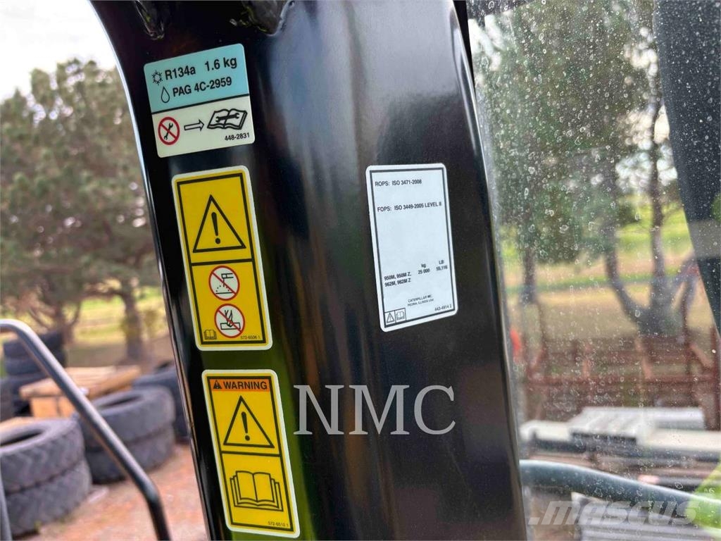 CAT 950M Kolesni nakladalci