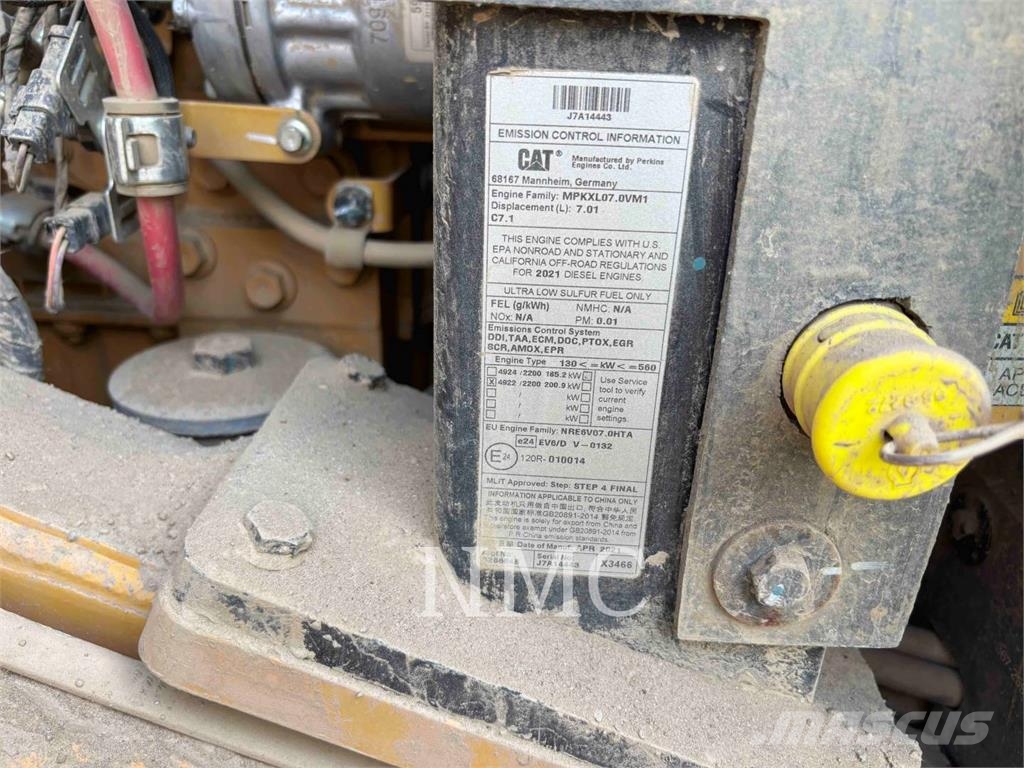 CAT 950M Kolesni nakladalci