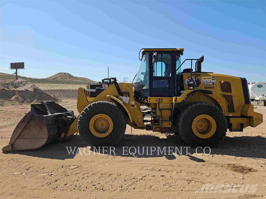 CAT 950M FC Kolesni nakladalci