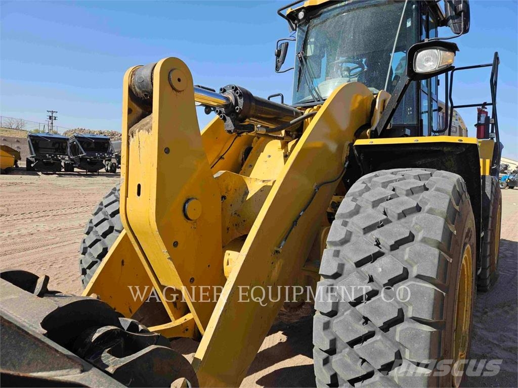 CAT 950M FC Kolesni nakladalci