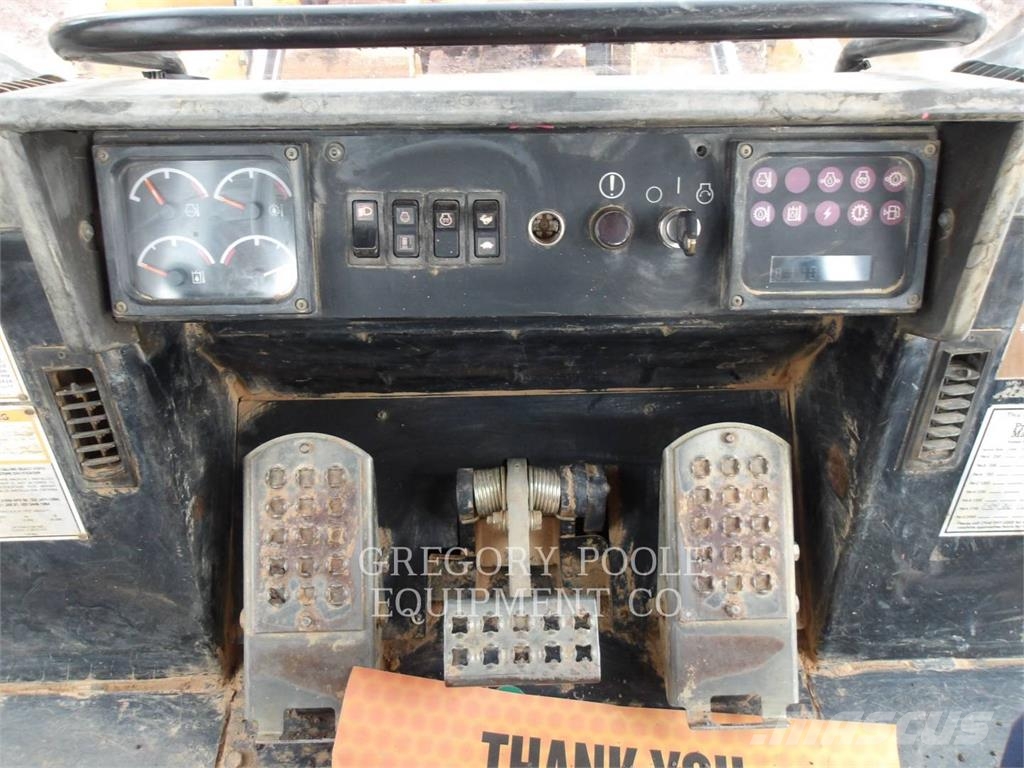 CAT 953C Crawler loaders