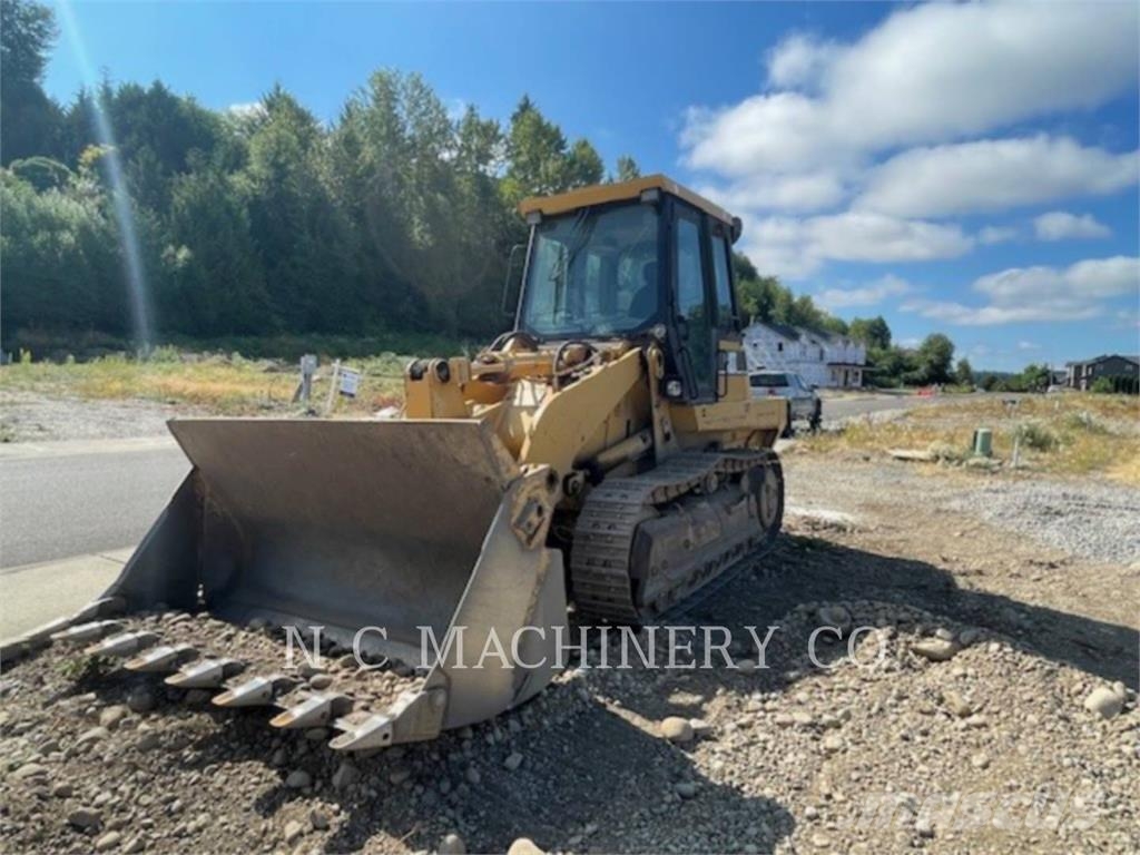 CAT 953C بلدوزرات مجنزرة