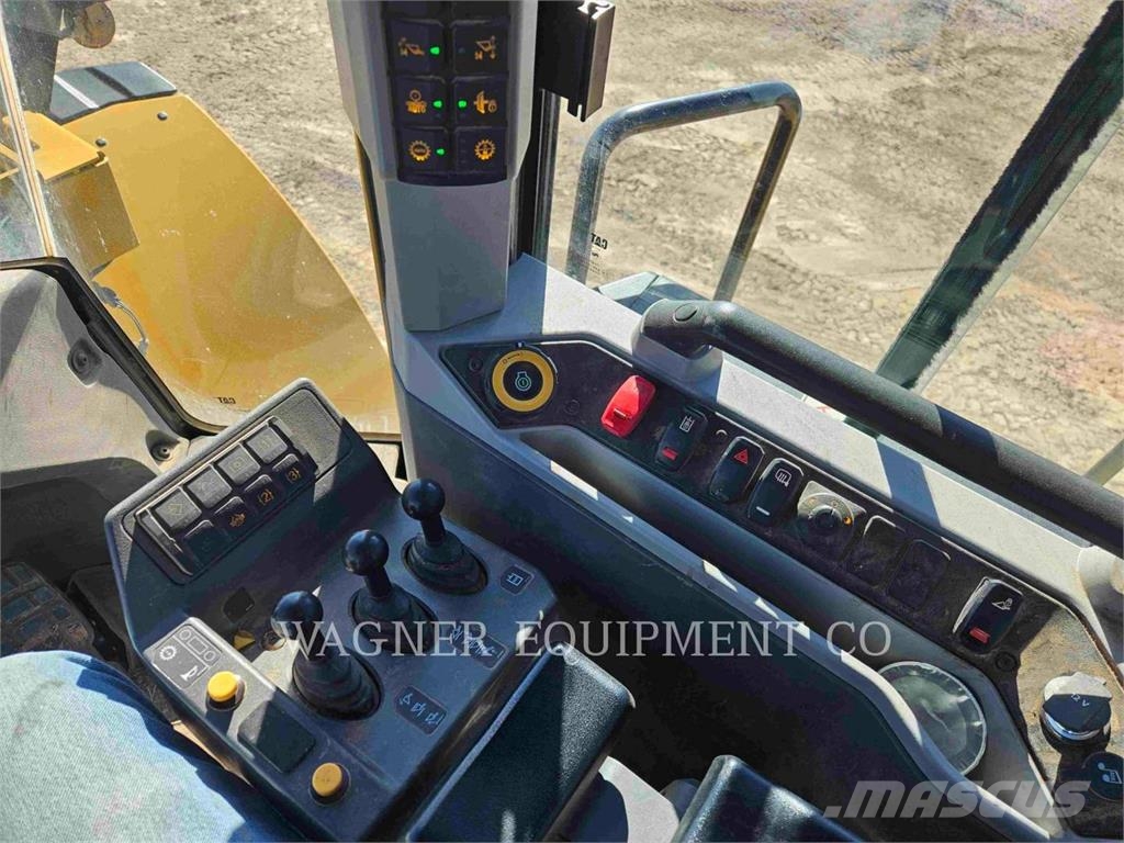 CAT 962 Pale gommate