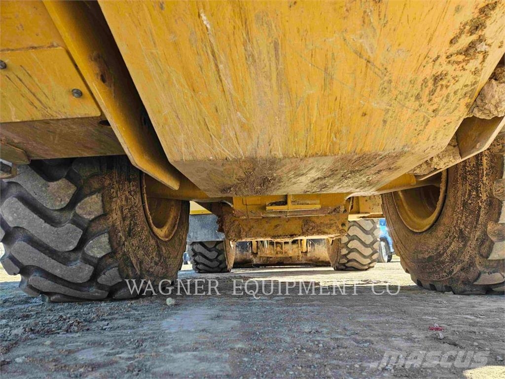 CAT 962 Pale gommate
