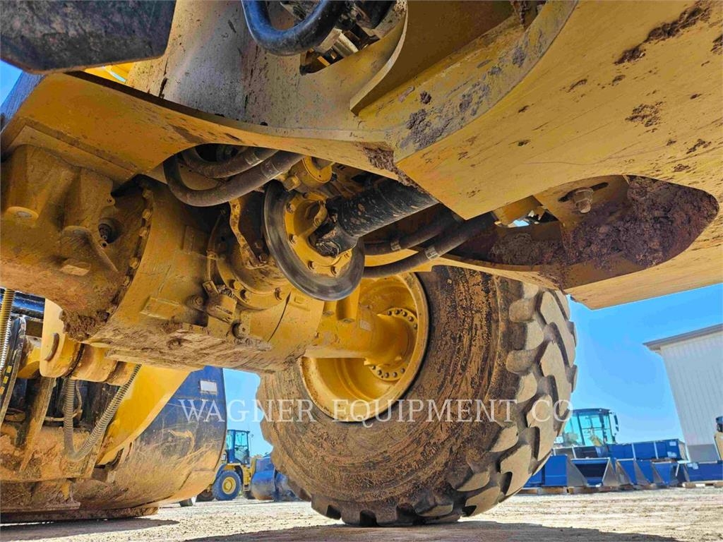 CAT 962 Pale gommate